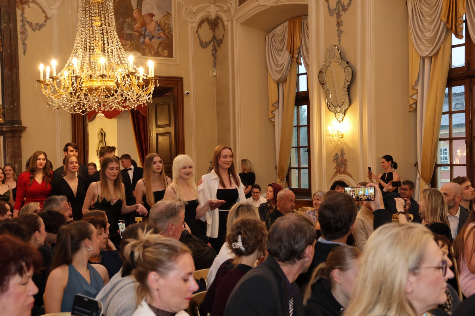 Dobříšští maturanti opět bodovali v maturitních testech